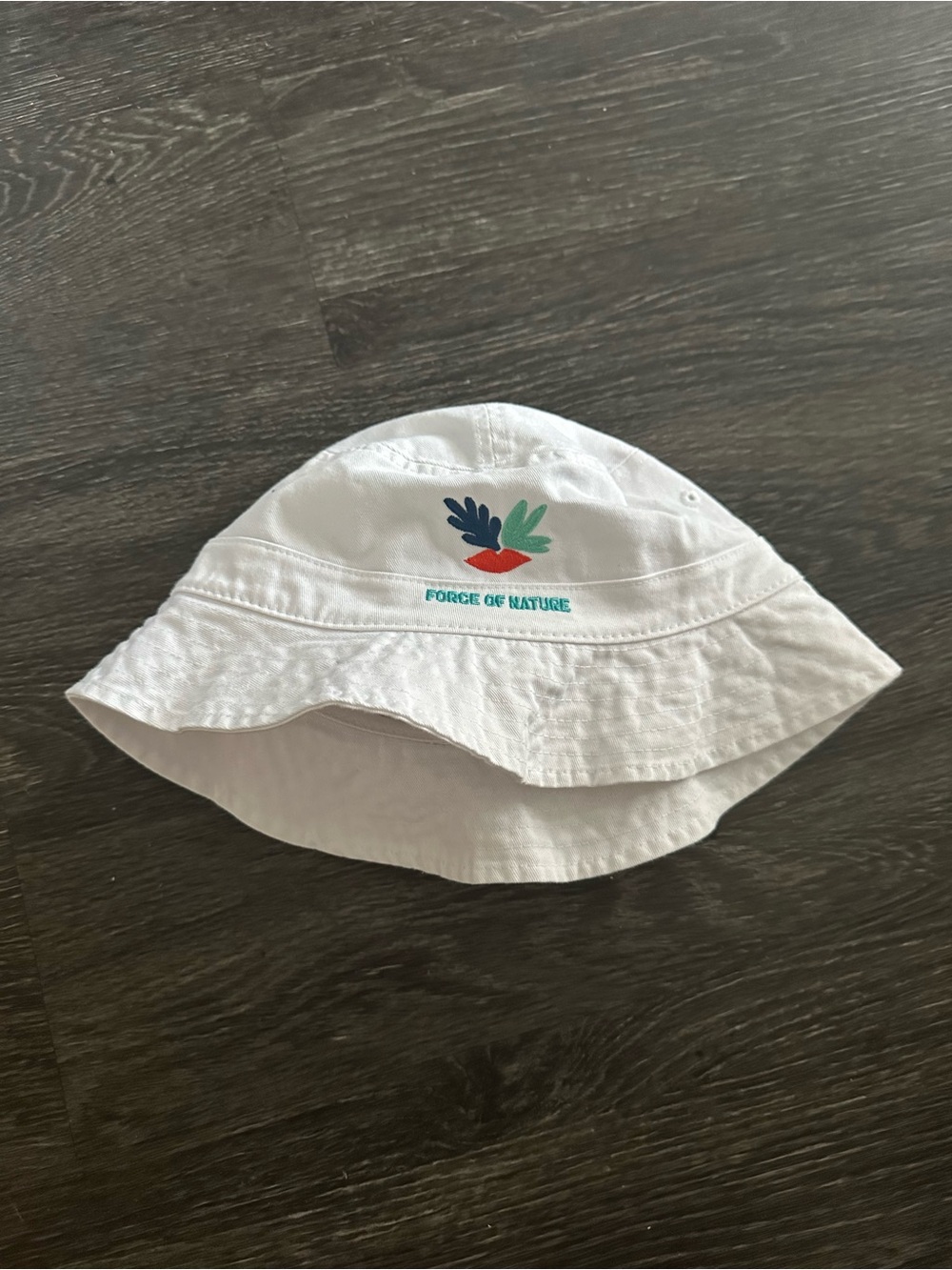 NWOT Port Authority Force of Nature White Bucket Hat